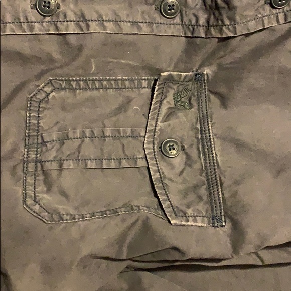 T-Shirt - Picture 3 of 5